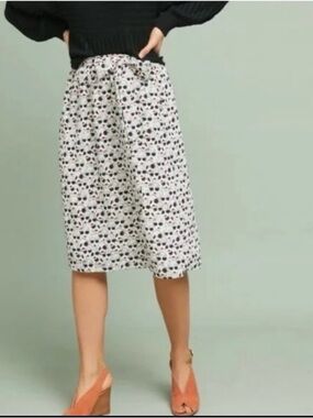 Anthropologie Porridge Skirt Getaway Size Medium Like New